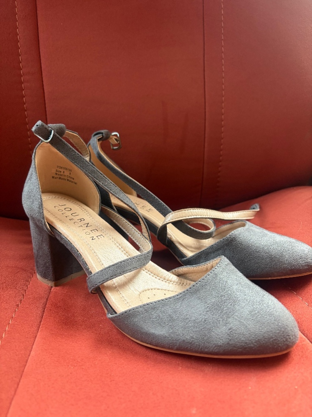 Journey collection Heels Size 8